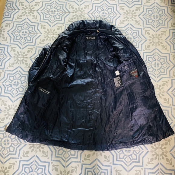 Guess long puffer jacket/ winter coat / parka - Picture 3 of 8